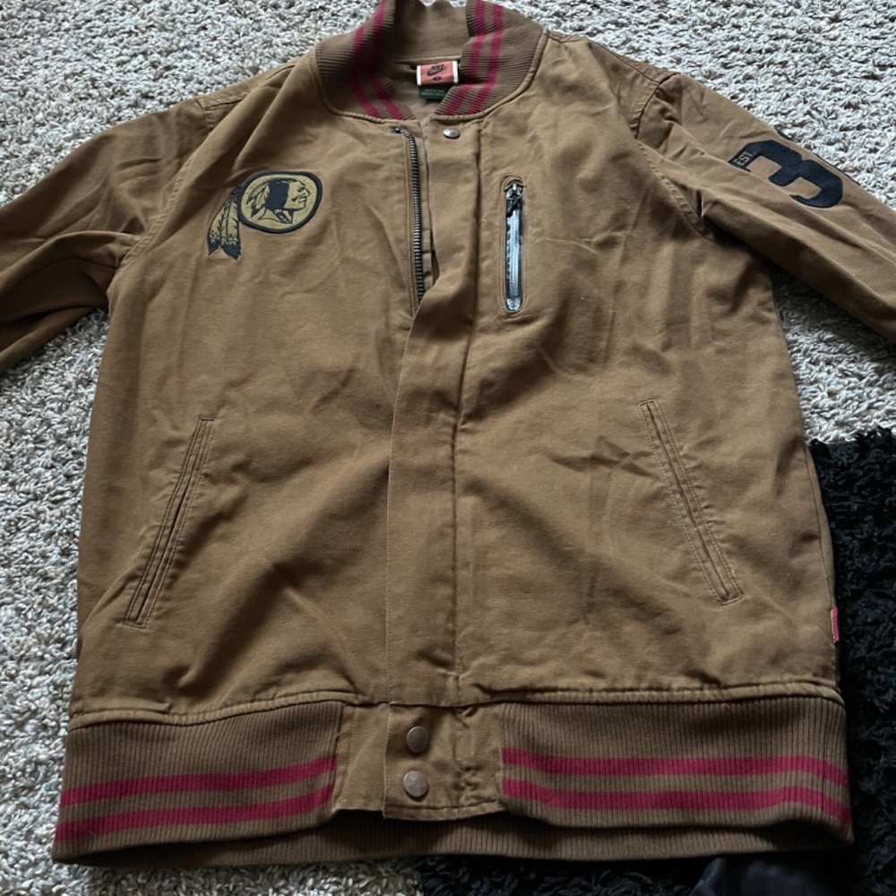 Nike Jacket - Picture 4 of 4